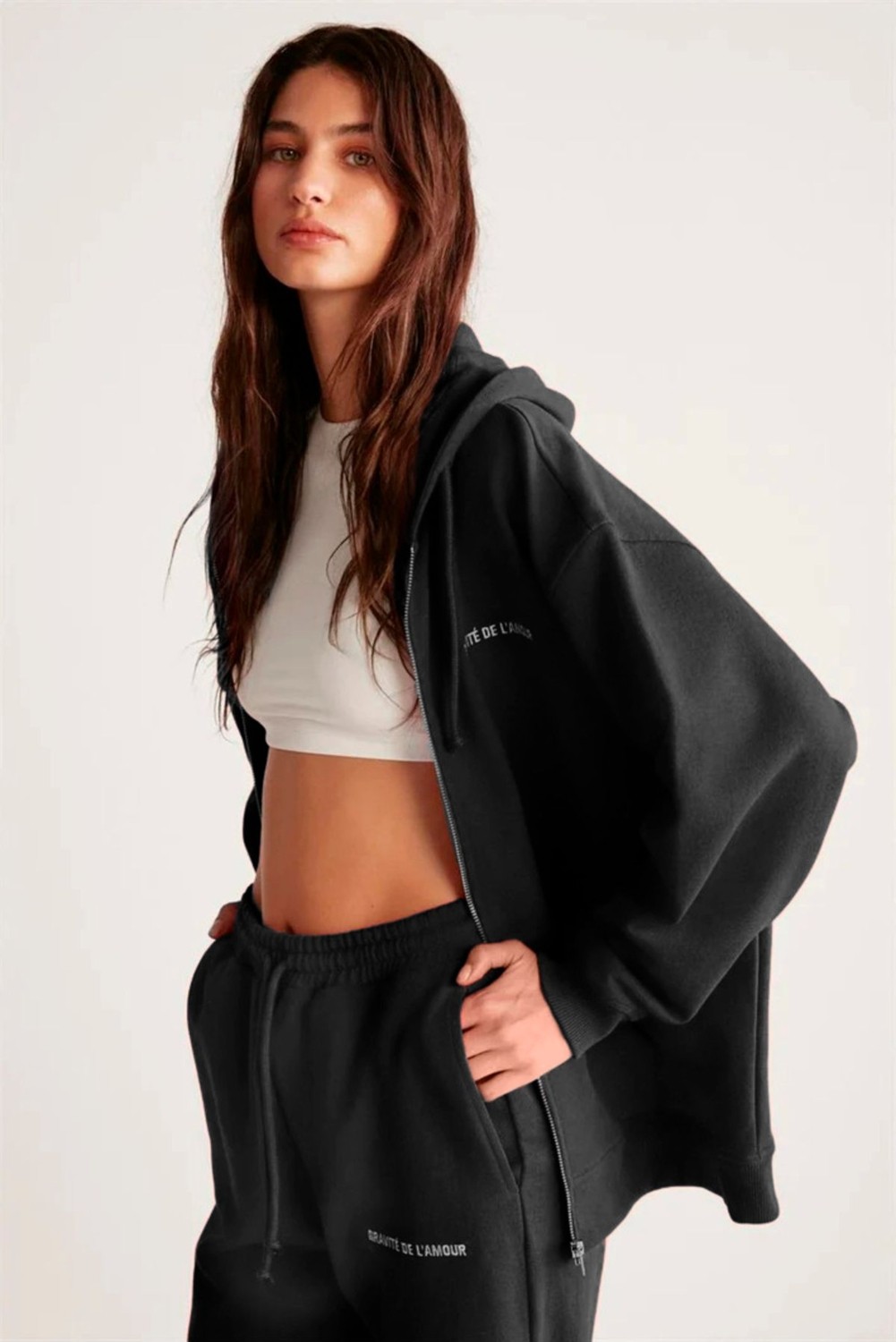 Grimelange Ametıs Kadın Nakış Yazı Detaylı Organik Pamuk Oversize Kapüşonlu Siyah Sweatshirt görsel 4
