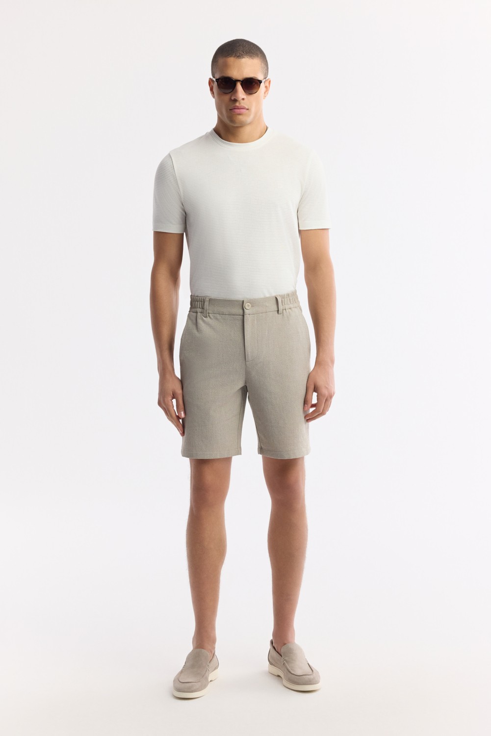 AVVA Erkek Beyaz Yanı Lastikli Gofreli Bi-Stretch Slim Fit Chino Şort A51Y3730