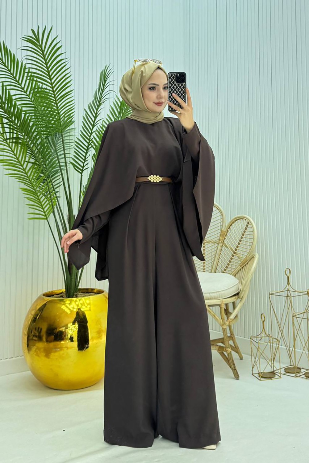 Neşeli Butik Kadın Pelerinli Kemer Detaylı Kahverengi Tesettür Tulum %100 Polyester Şık Tasarım NMS061