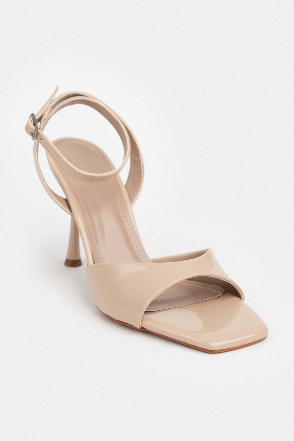 Nişantaşı Shoes Cream Siyah Desenli Küt Burun Bilek Kemer Detaylı Ince Topuklu Ayakkabı
