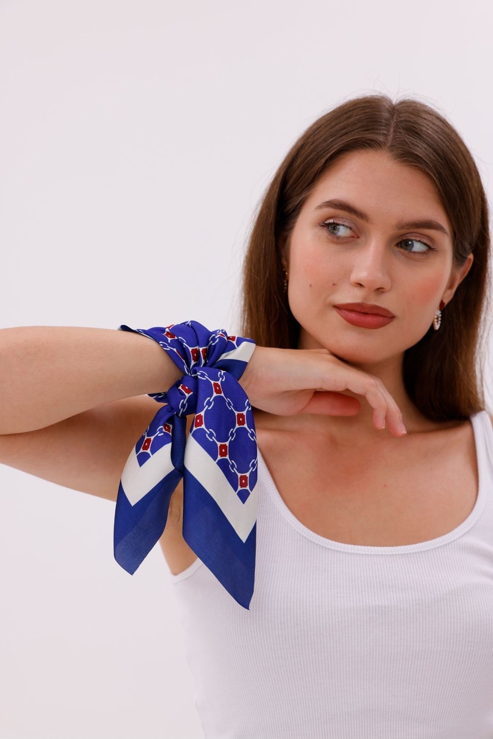 Tarzını Seç Koyu Mavi Zincir Desenli - Efes Model Fular Estascarf görsel 7
