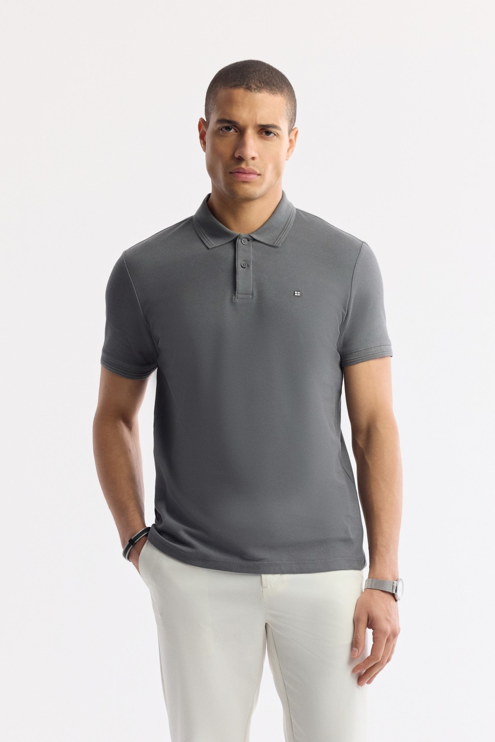 AVVA Erkek Antrasit Kıvrılmaz Polo Yaka %100 Pamuk Basic Regular Fit T-Shirt B001032