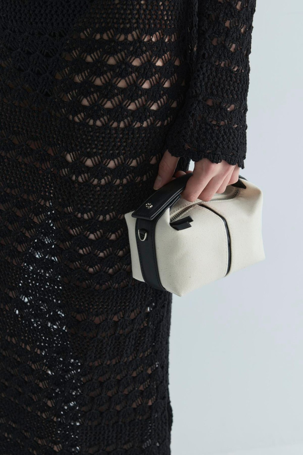 Suud Collection Krem Archi Bonbon Bag Kadın Deri Askılı Günlük Kullanım İçin Şık Çanta