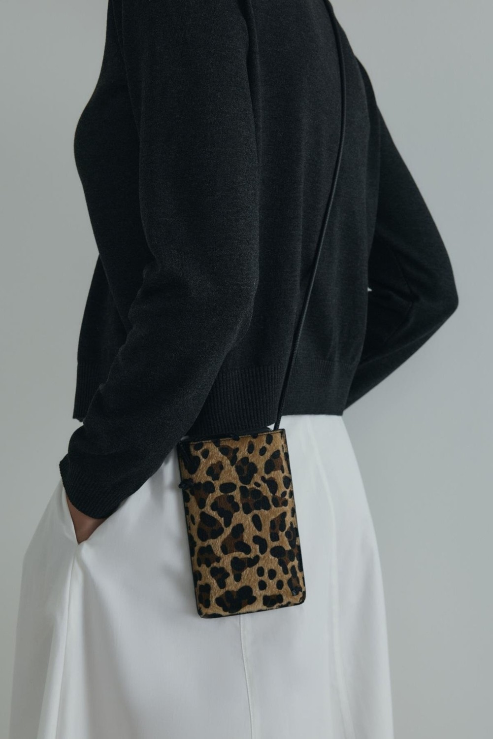 Suud Collection Kahverengi Mia Leopar Telefon Çantası görsel 2