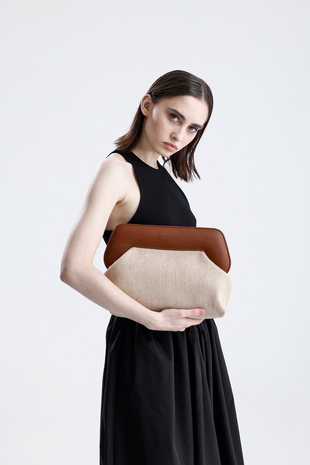 Heybes Kadın Kahverengi Çerçeveli Balık Sırtı Jüt Clutch El Çantası görsel 4