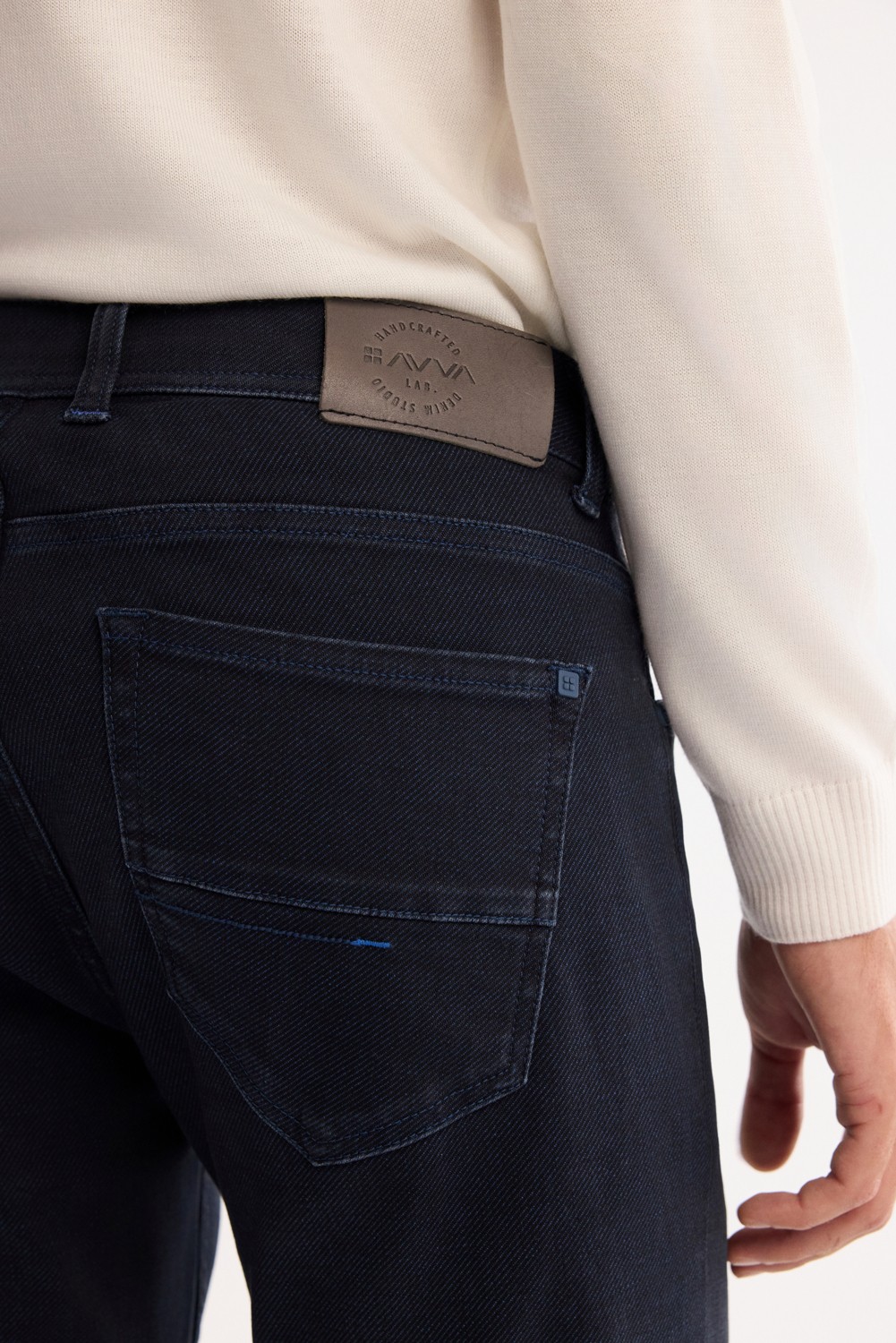 AVVA Erkek Lacivert Eskitme Yıkama Overdy Berlin Slim Fit Jean Pantolon A42Y3523 görsel 6