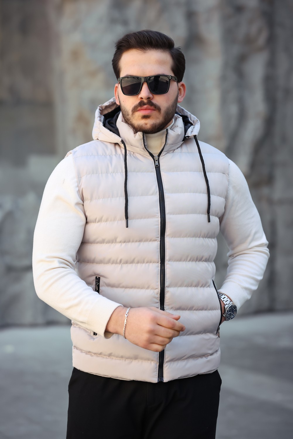 Mero Life Erkek Standart Fit Çıkarılır Kapüşonlu Cepli Fermuarlı Şişme Yelek