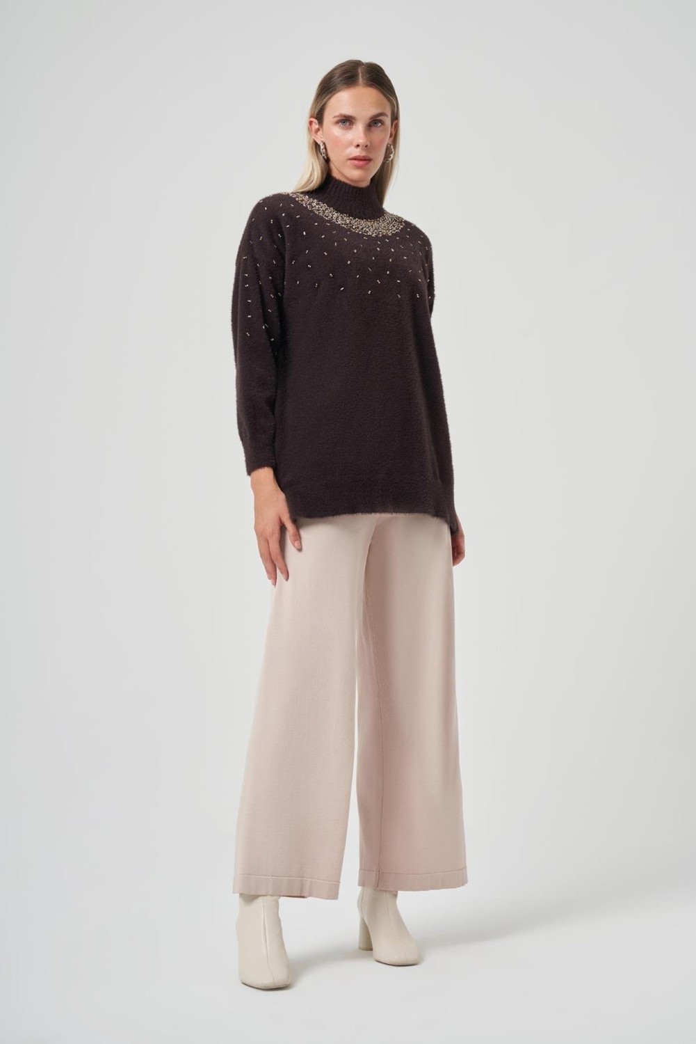 Nuss 7003 Sıfır Yaka Serpme Boncuk Işlemeli Angora Tunik görsel 7