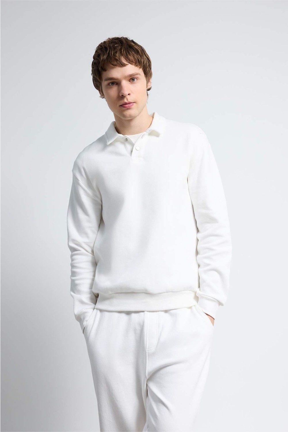 DeFacto Pamuklu Regular Fit Sweatshirt F9324AX26SP görsel 3