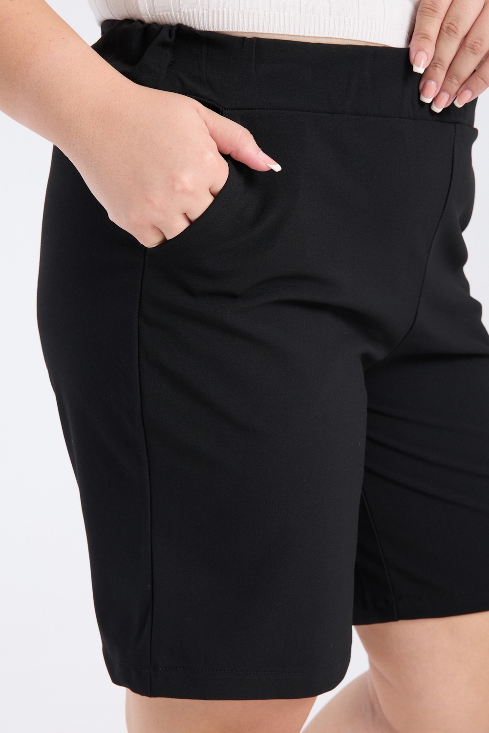 Gül Moda Siyah Büyük Beden Kumaş Şort G122-3 görsel 8