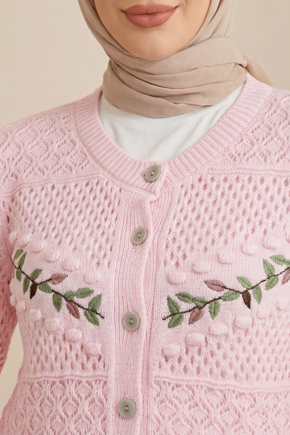 Moda Morfo Düğmeli Önü Nakışlı Ajurlu Triko Hırka -Pembe