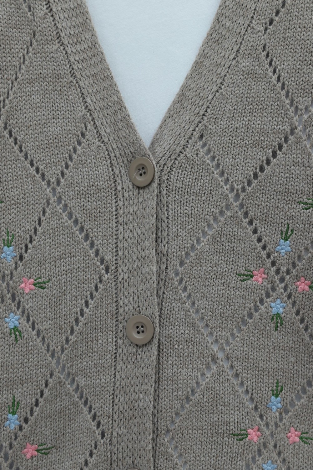 Moda Morfo Ajurlu Çiçek Nakışlı Düğmeli Triko Hırka -Bordo görsel 6