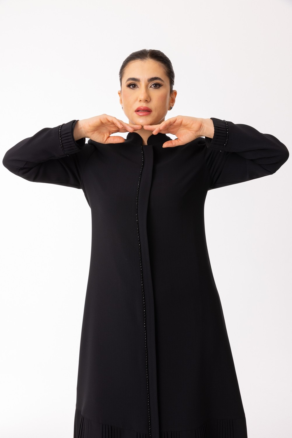 Zerenay Moda 5627 Kol Ucu Taşlı Alt Kısmı Plise Detaylı Krep Kumaş Ferace#26# görsel 2