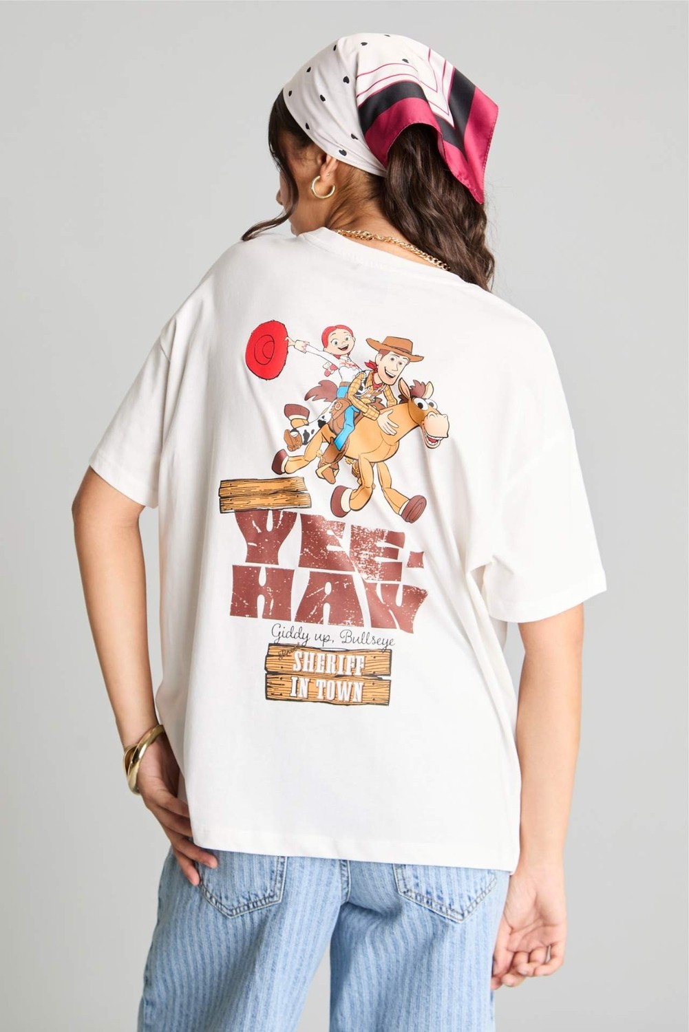 DeFacto %100 Pamuk Toy Story Lisanslı Oversize Bisiklet Yaka Sırt Baskılı Ribana Kısa Kollu Ekru Tişört H6819AX26SM görsel 7