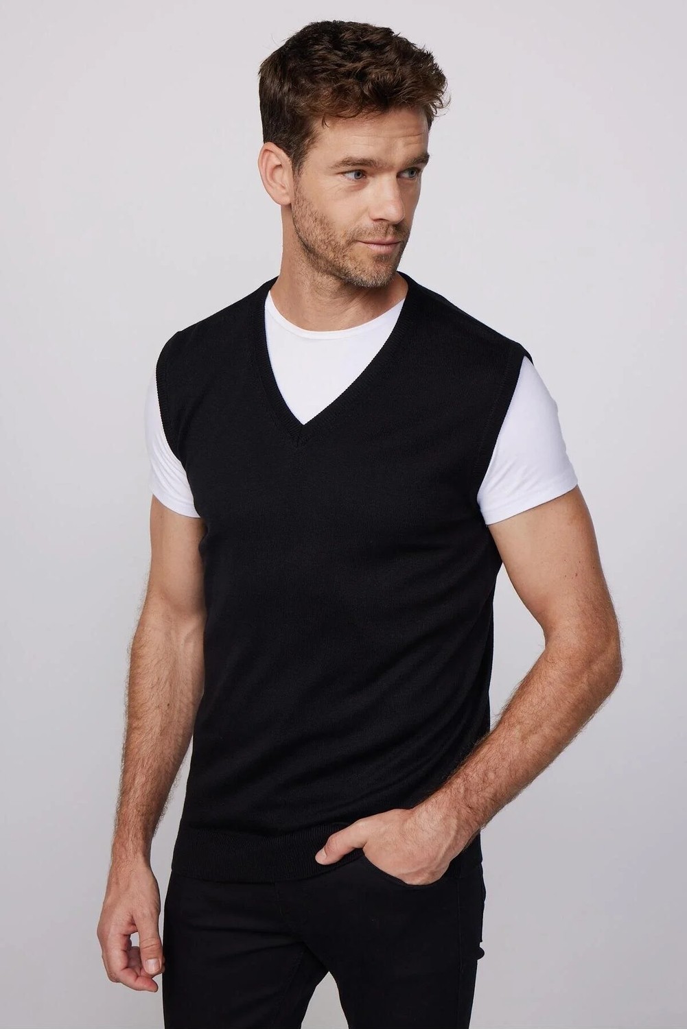 Tudors Slim Fit Dar Kesim V Yaka Kendinden Desenli Siyah Erkek Süveter