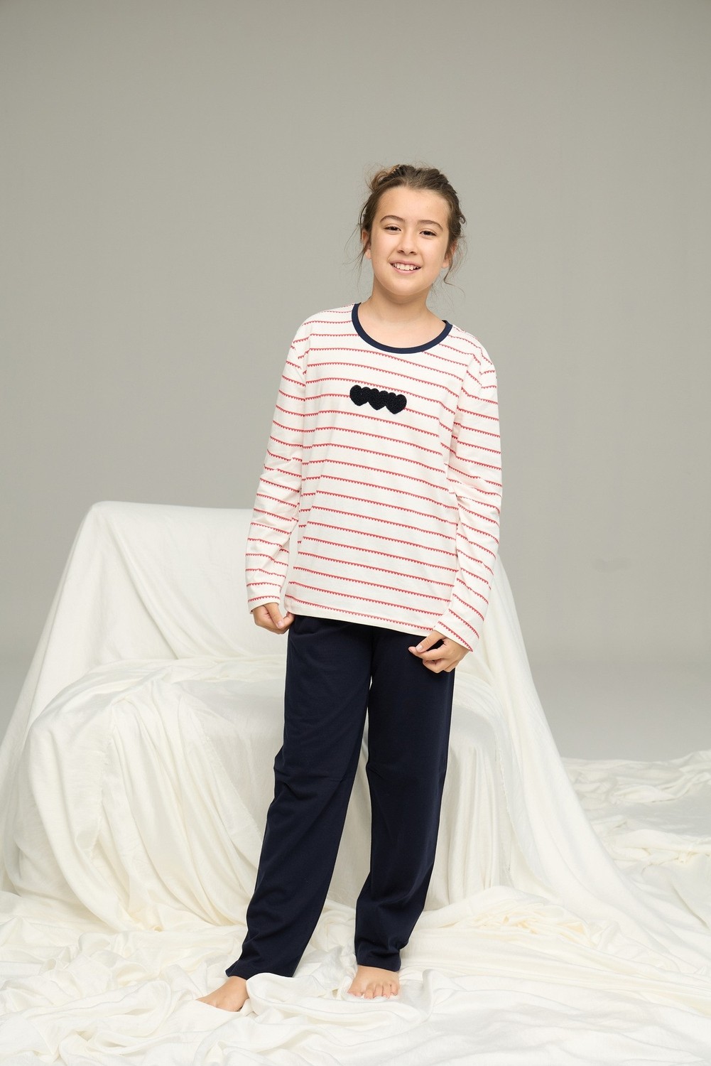 Siyah İnci Kırmızı Beyaz Kalp Desenli Pamuklu Bisiklet Yaka Örme Pijama TAKIM25241122 görsel 6