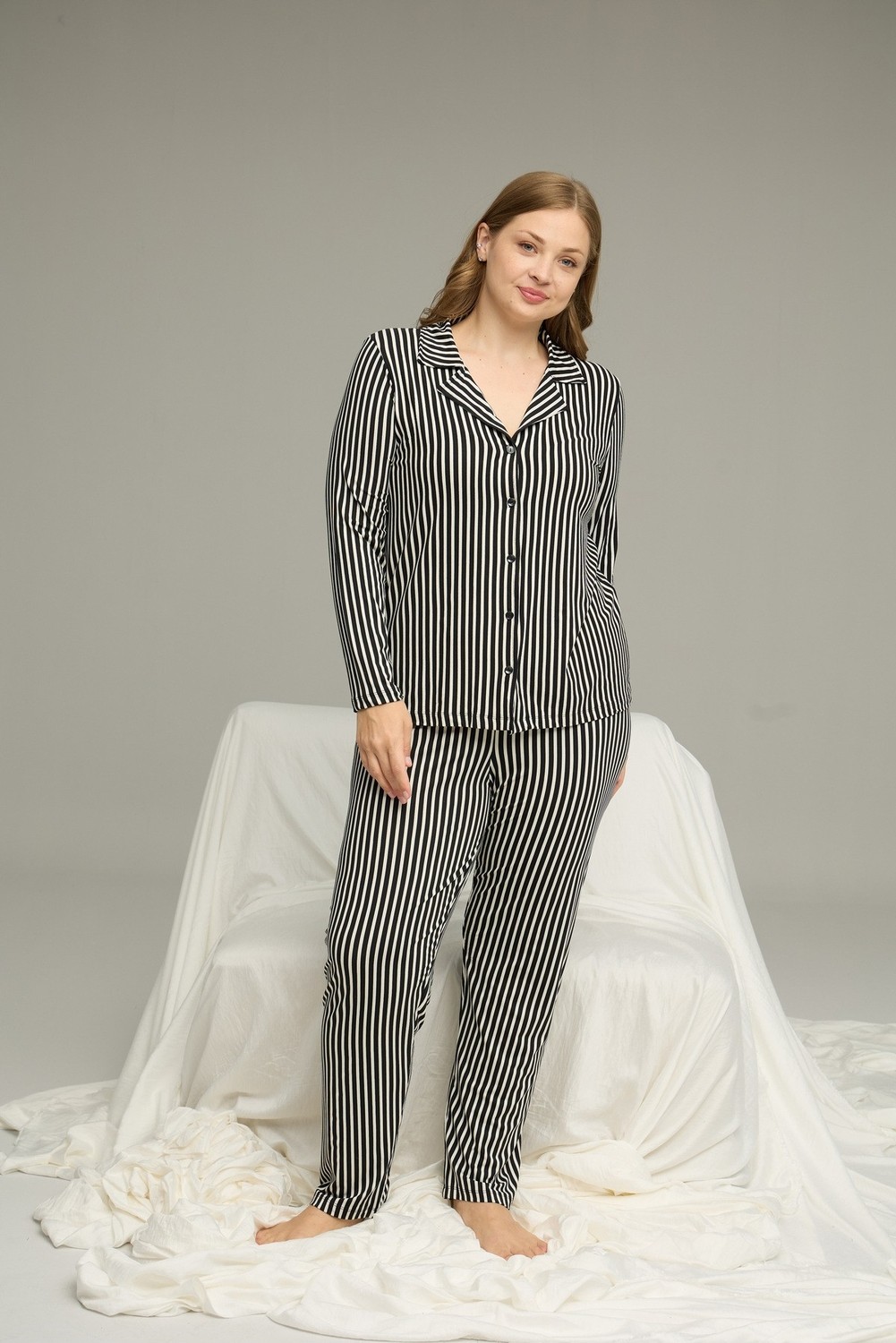 Siyah İnci Siyah Desenli Büyük Beden Battal Boy Gömlek Yaka Düğmeli Milan Örme Pijama TAKIM25224328 görsel 2