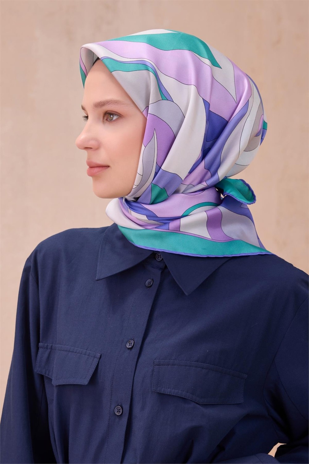 Belli Mor Çiçek Desen %100 Sura Ipek Eşarp 4108 - 83 görsel 2