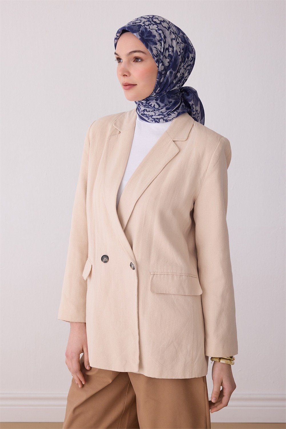 Belli Fresh Çiçek Desen Lacivert Gri Rozy Eşarp 3335 - 33