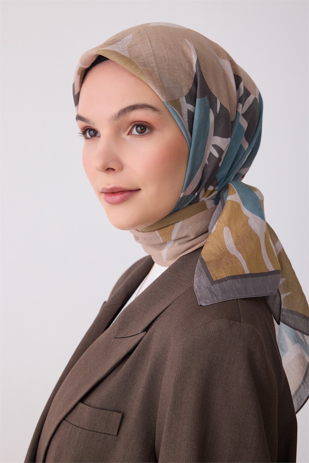 Belli Fresh Yaprak Desen Vizon Çok Renkli Rozy Eşarp 3377 - 03 görsel 2