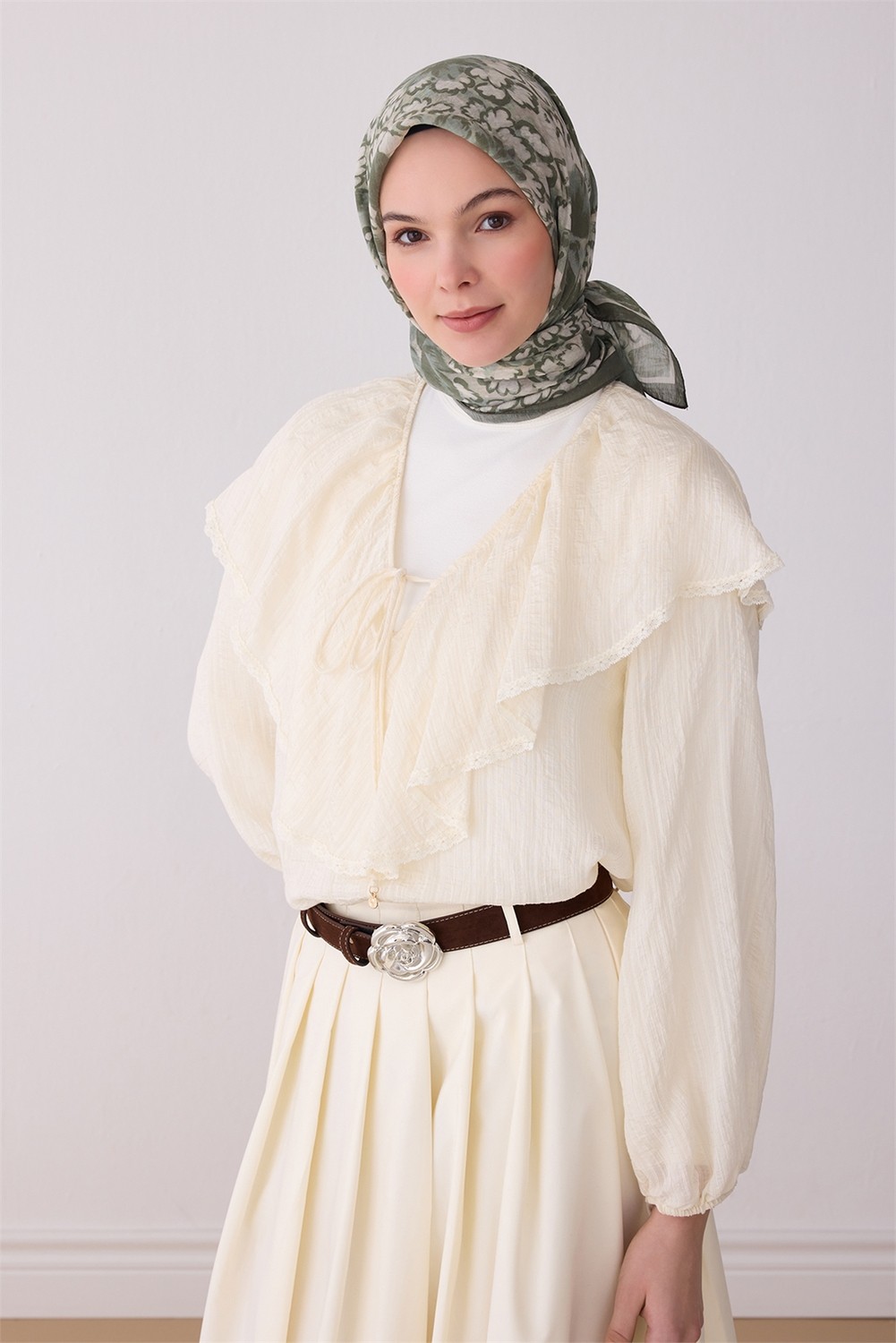 Belli Fresh Çiçek Desen Haki Bej Rozy Eşarp 3335 - 03