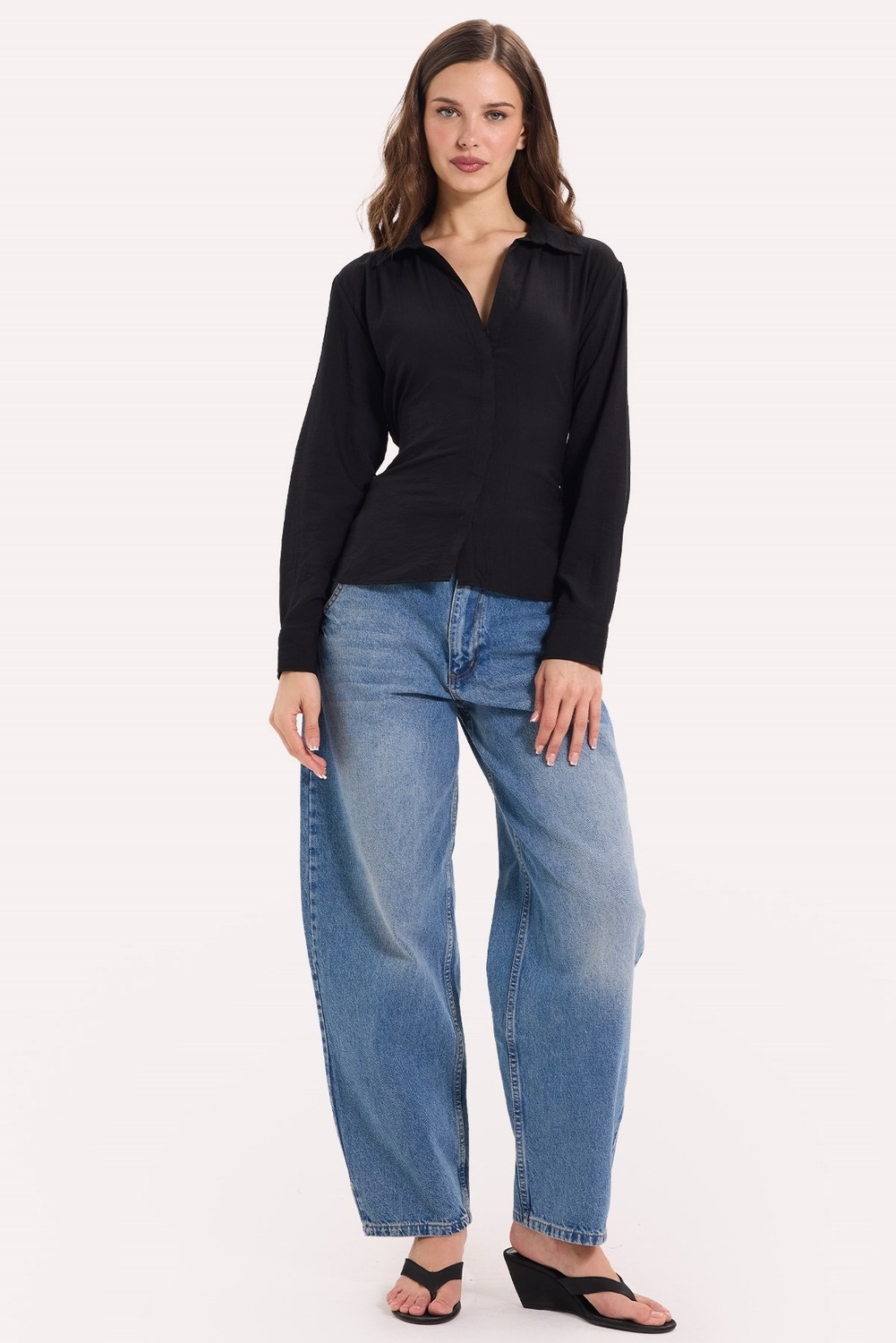 Tudors Kadın Slim Fit Dar Kesim Bel ve Sırt Bağlamalı Siyah Gömlek görsel 2
