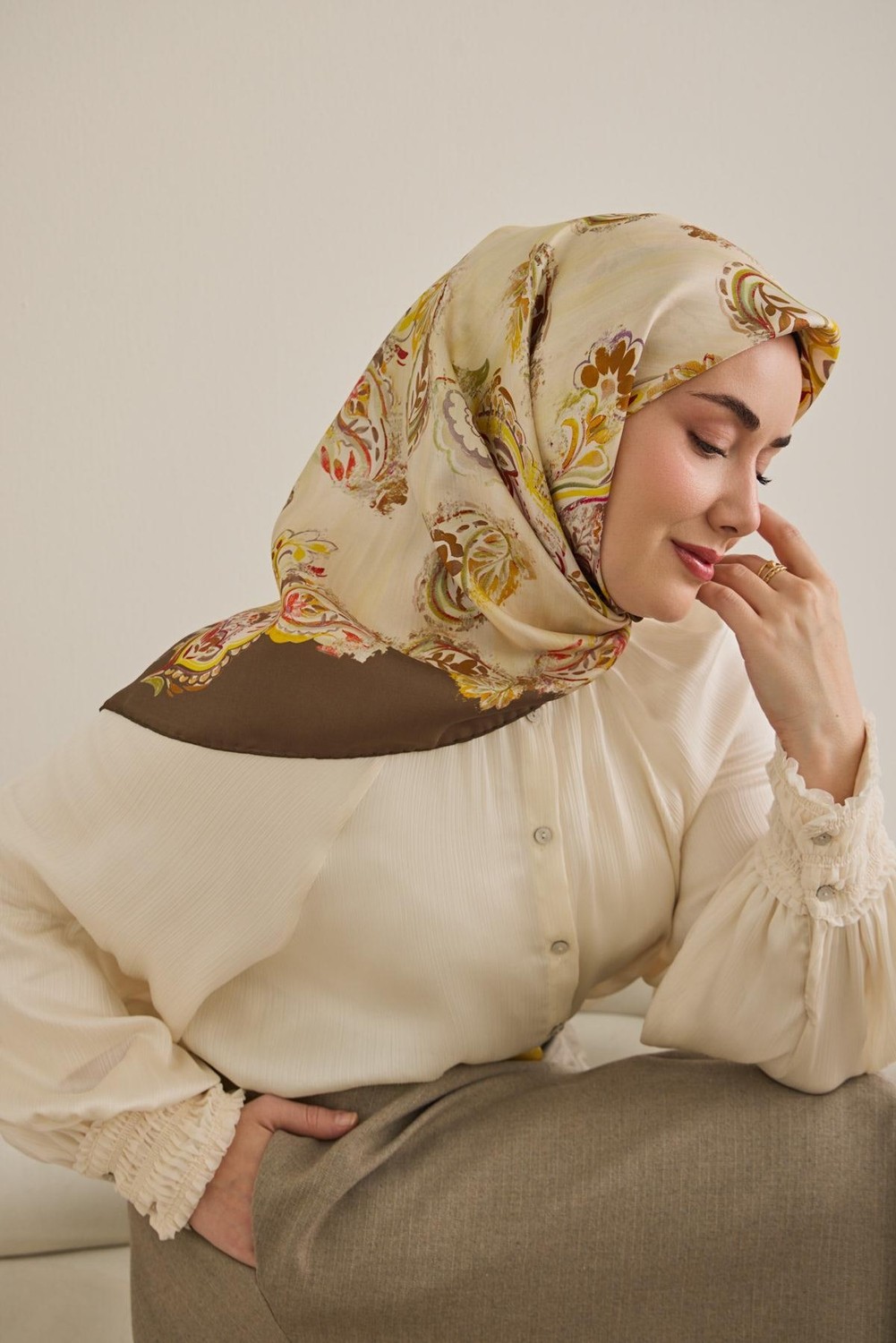 Silk Home Twill Ipek Eşarp Şal Desen Butter Yellow 90X90 görsel 4