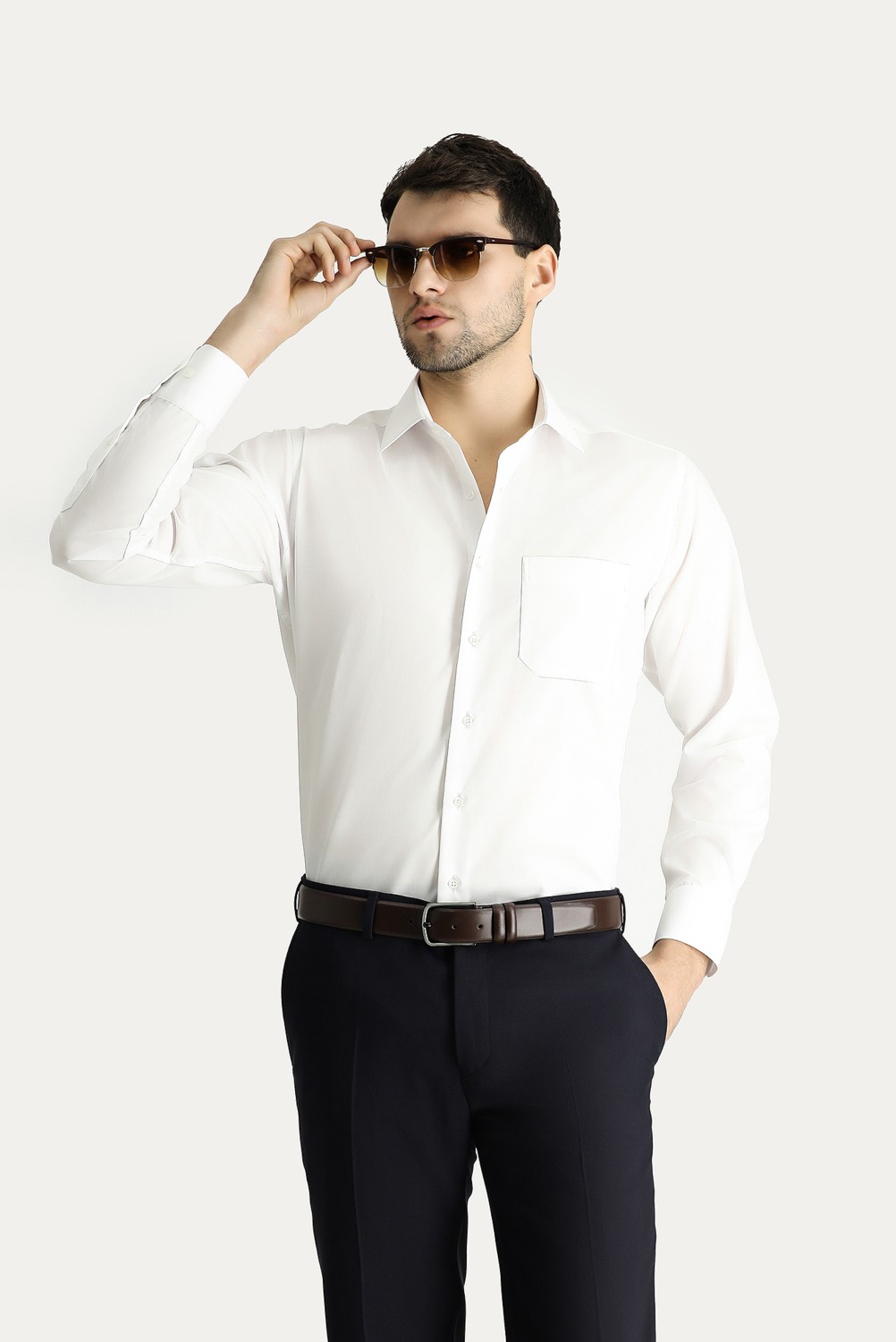 Kiğılı Uzun Kol Regular Fit Beyaz Pamuklu Gömlek Erkek Klasik Stil Ütü Gerektirmeyen Non Iron