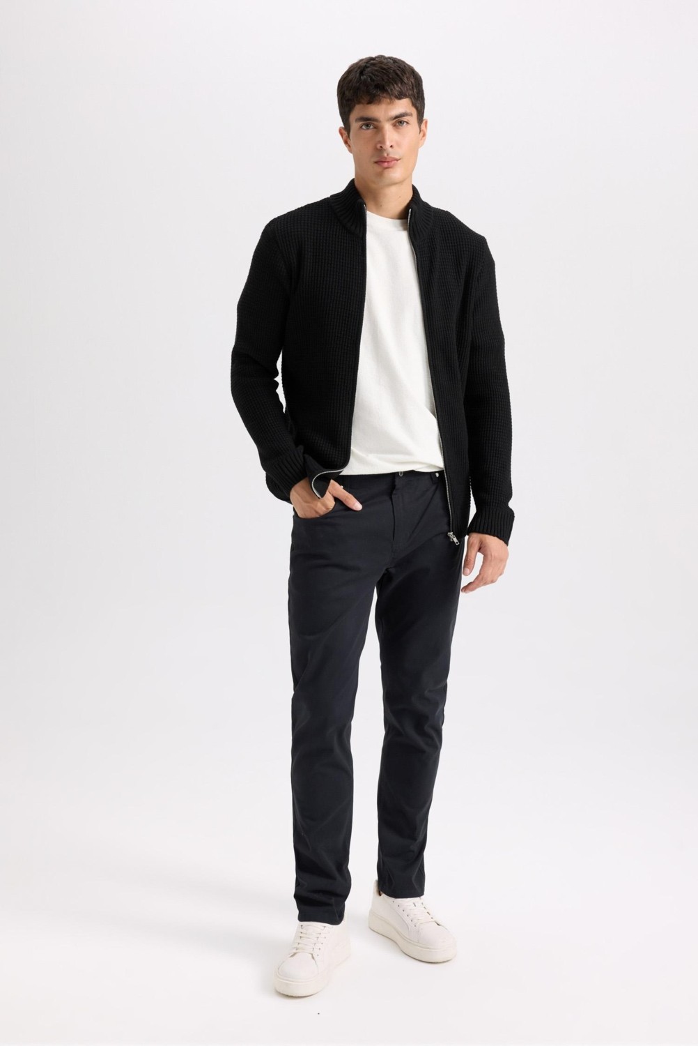 DeFacto Slim Fit Pantolon B2089AX25SP