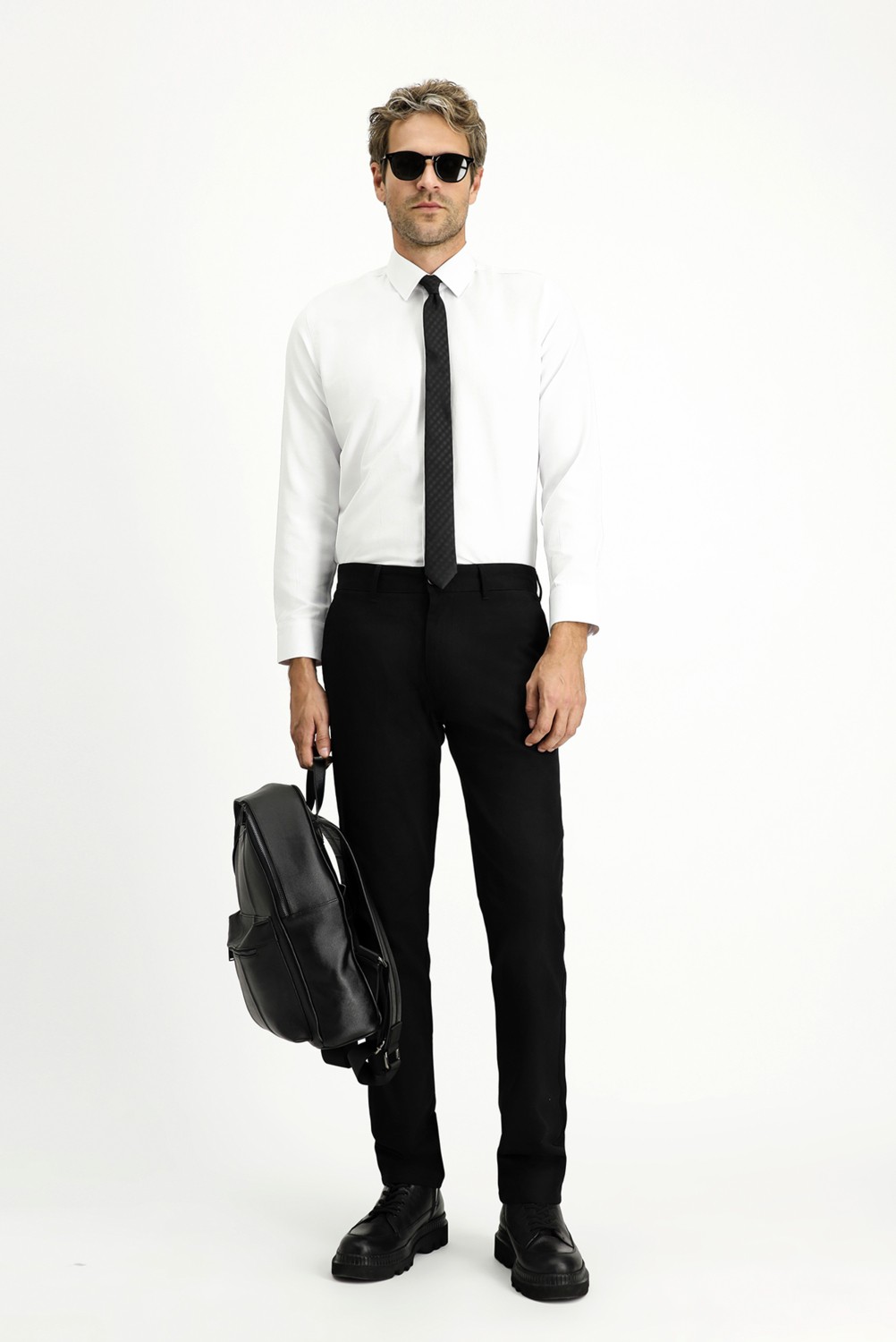 Kiğılı Uzun Kol Slim Fit Klasik Yaka Pamuklu Kolay Ütülenebilir Oxford 4 Mevsim Gömlek görsel 2