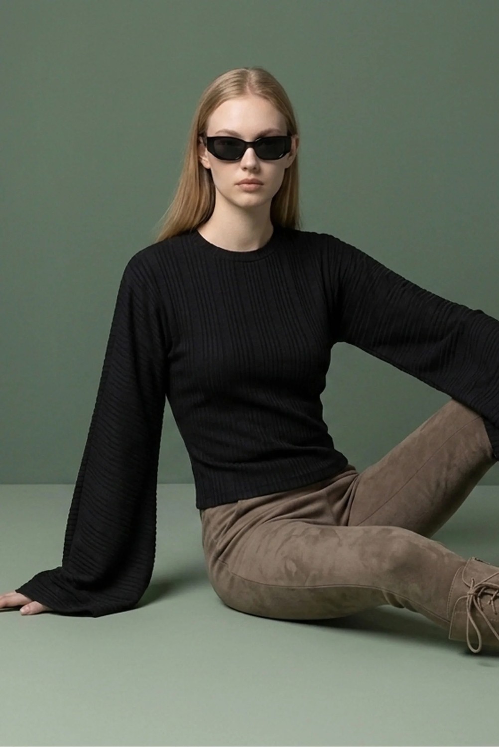 Şiir Asnow Slim Fit Bele Oturan Geniş Uzun Kollu Doğal Viskon Karışımlı Dokulu Jakar Y2K Top & Kadın Bluz -