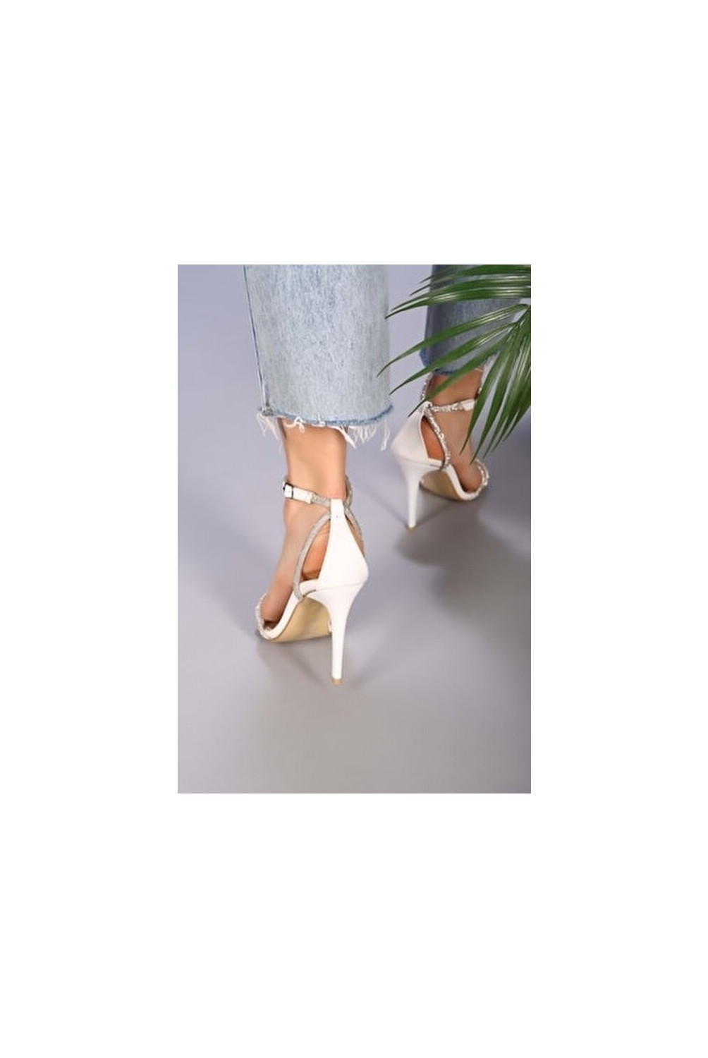 Shoeberry Kadın Sarzas Gümüş Biyeli Taşlı Topuklu Ayakkabı görsel 8