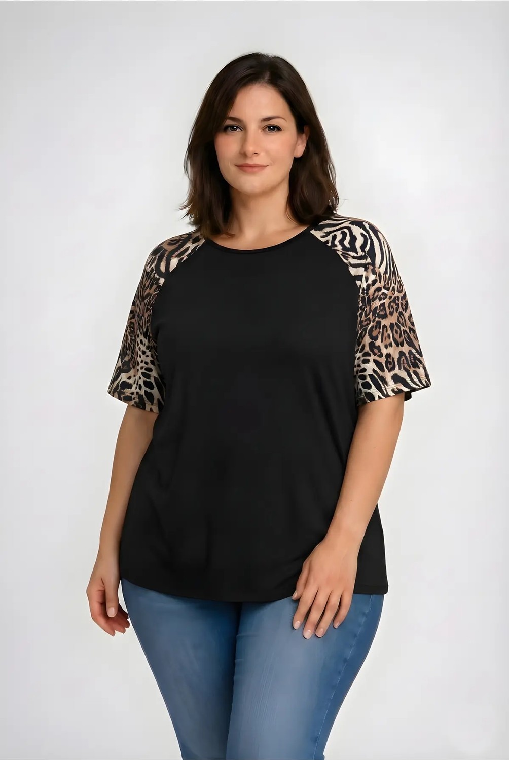 Curvy Trend Büyük Beden Leopar Reglan Kısa Kol Bluz Siyah