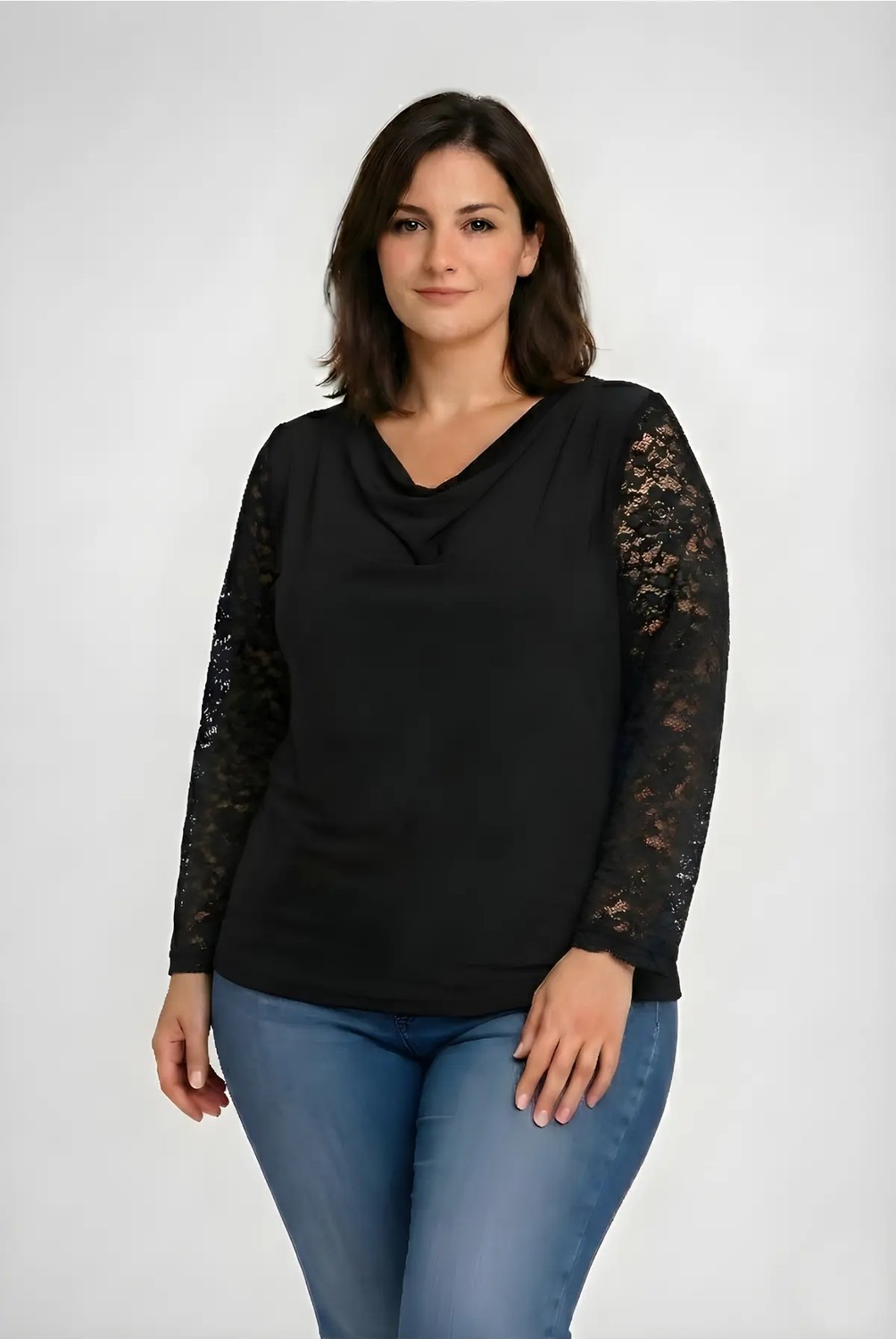 Curvy Trend Büyük Beden Degaje Yaka Uzun Dantel Kol Bluz Siyah