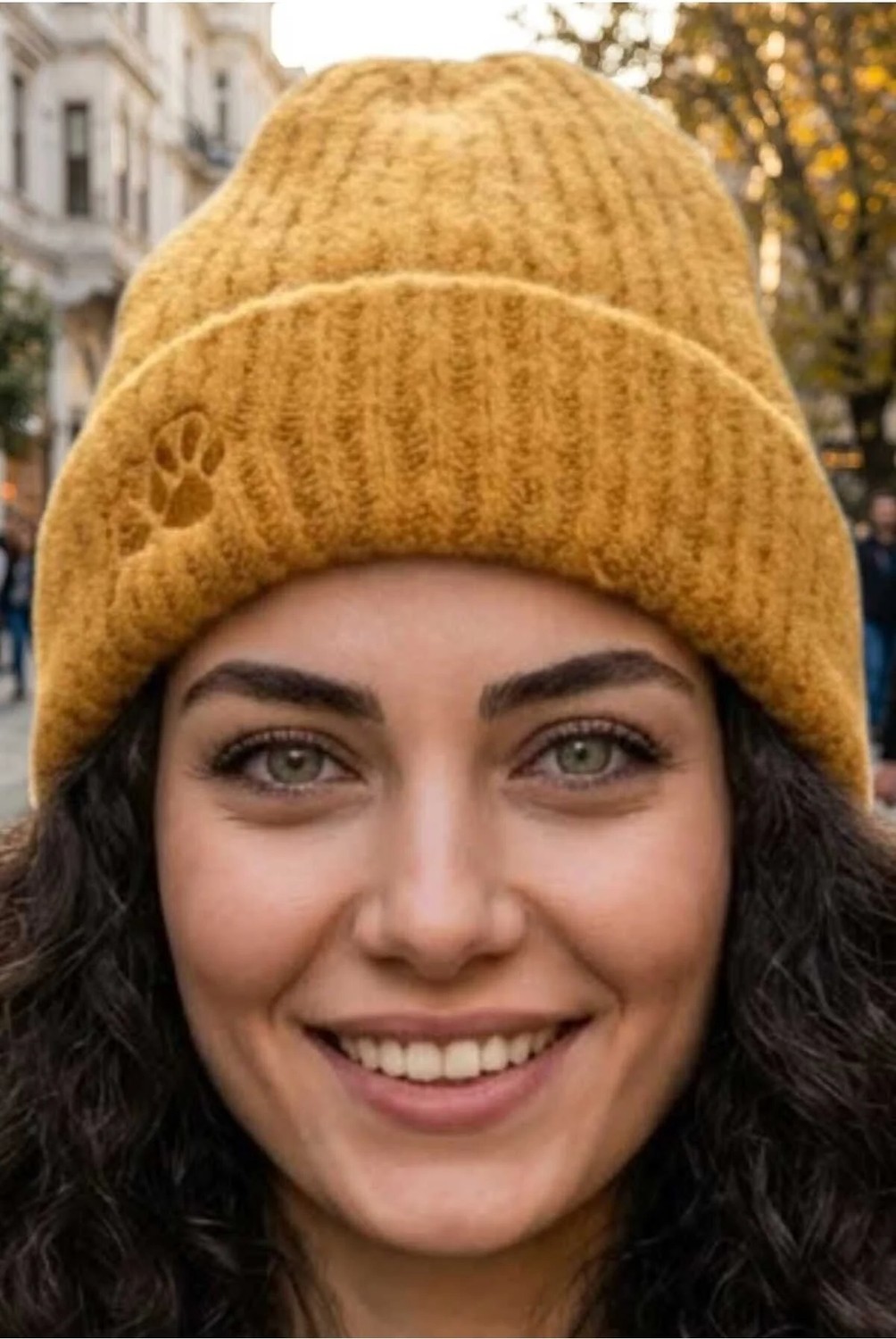 Tezzgelsin Kadın Pati Desenli Örme Triko Kışlık Bere