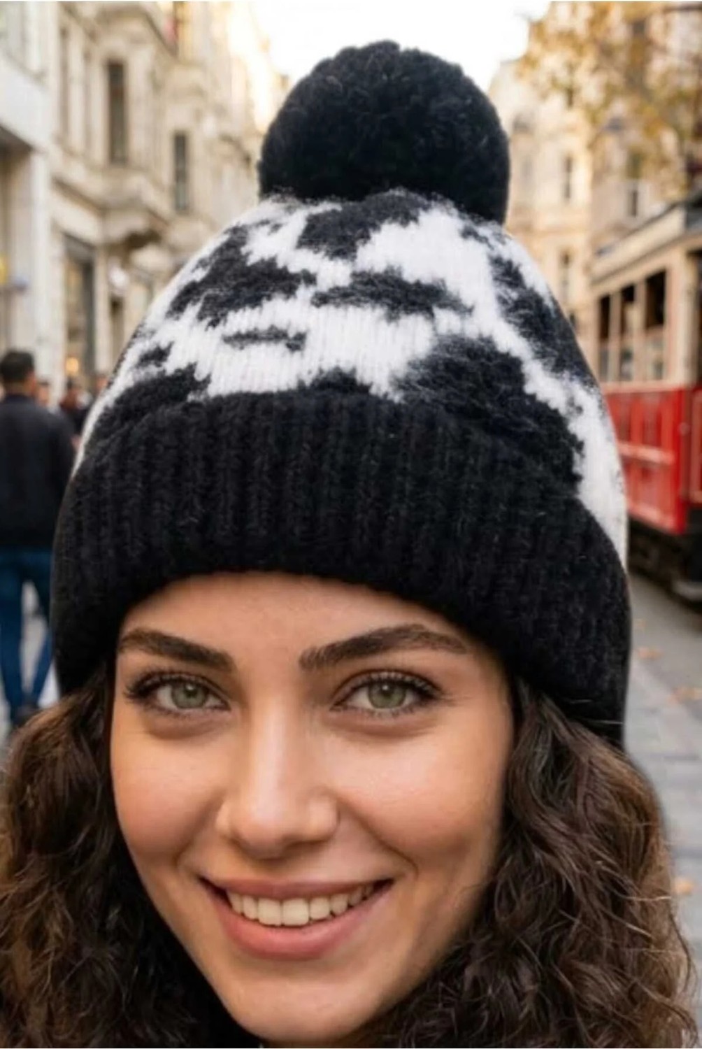 Tezzgelsin Kadın Ponponlu Örme Triko Kışlık Bere