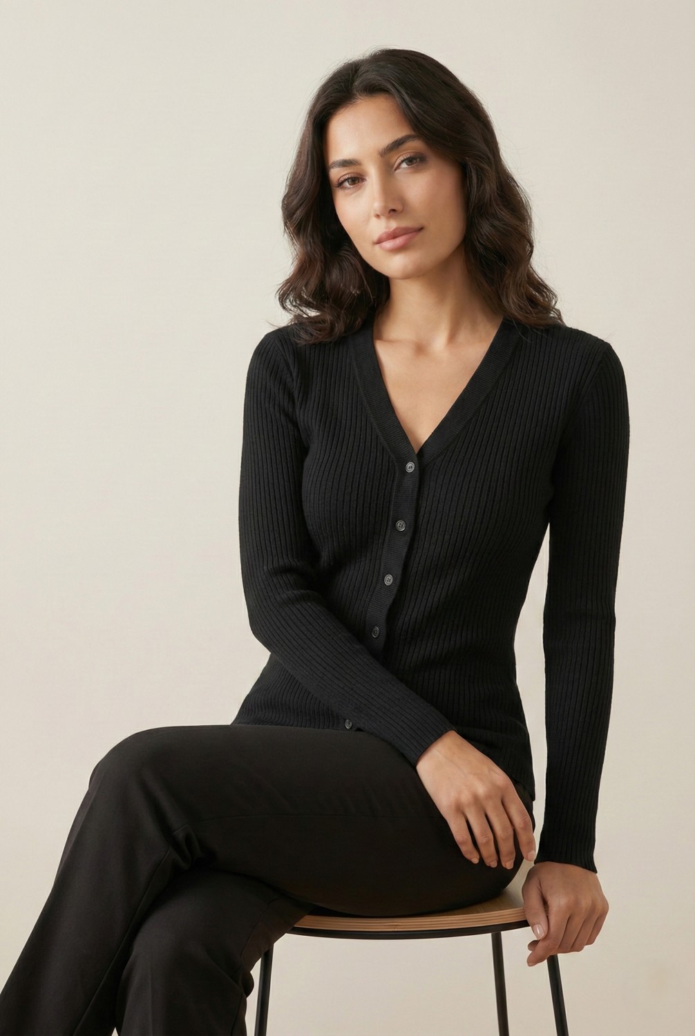 Şiir Korfu Kadın Yumuşak Dokulu Slim Fit Klasik Düğmeli Uzun Kollu Örme Jakar Basic Hırka - Siyah
