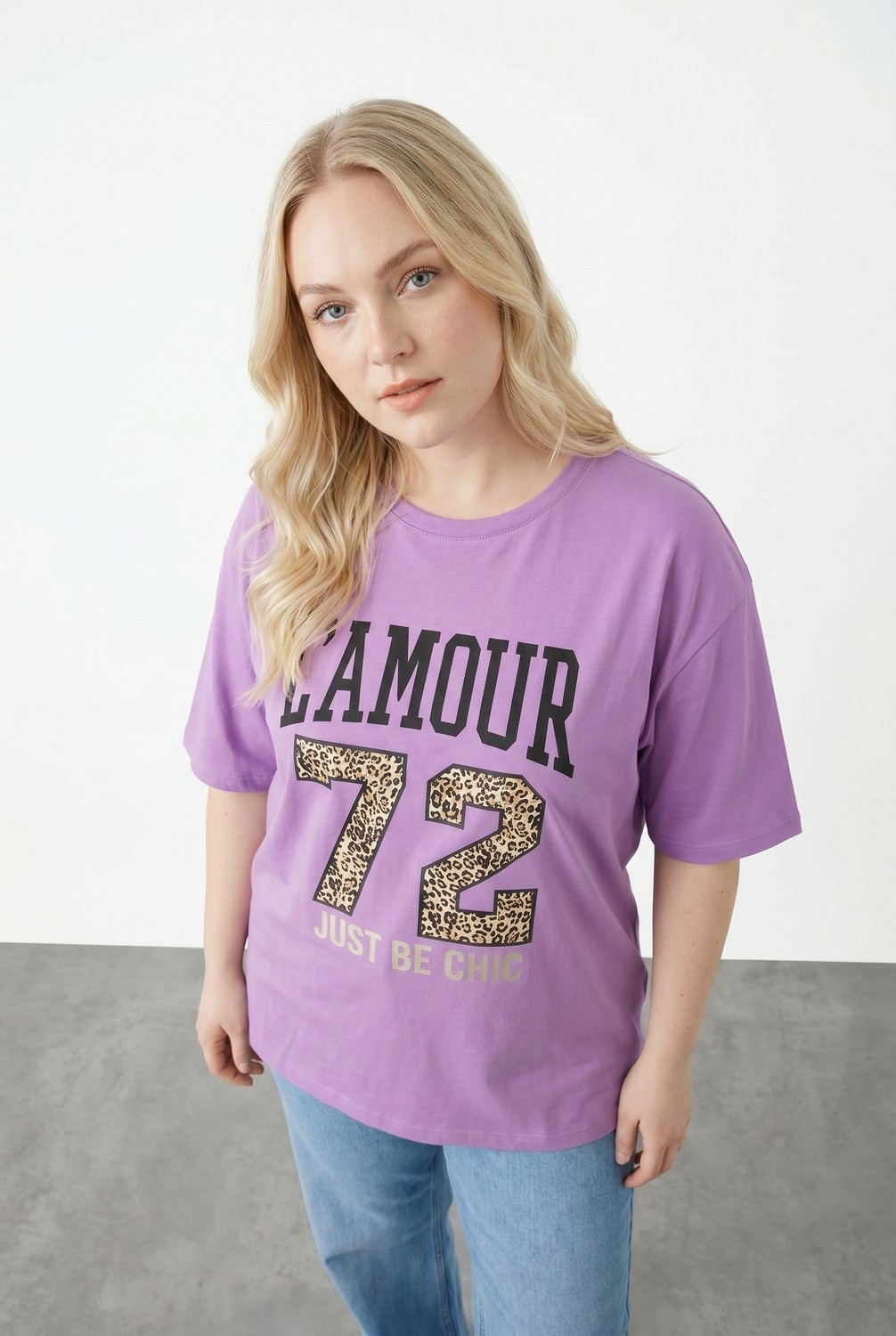 Stil Diva Metalik Baskılı T-Shirt