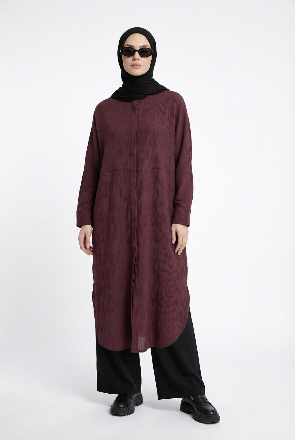 Armine Trend Doğal Kumaş Gizli Düğmeli Hakim Yaka Rahat Kesim 120 cm Boy Tunik Vişne 26YT416 görsel 3