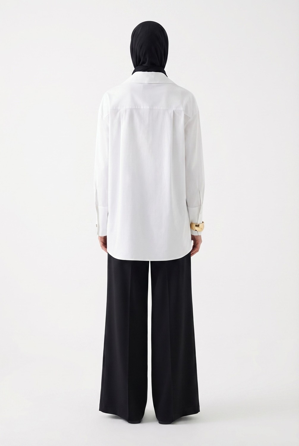Armine Trend Doğal Kumaş Gizli Patlı Tam Boy Düğmeli Oversize Basic Gömlek Ekru 26YT304 görsel 4