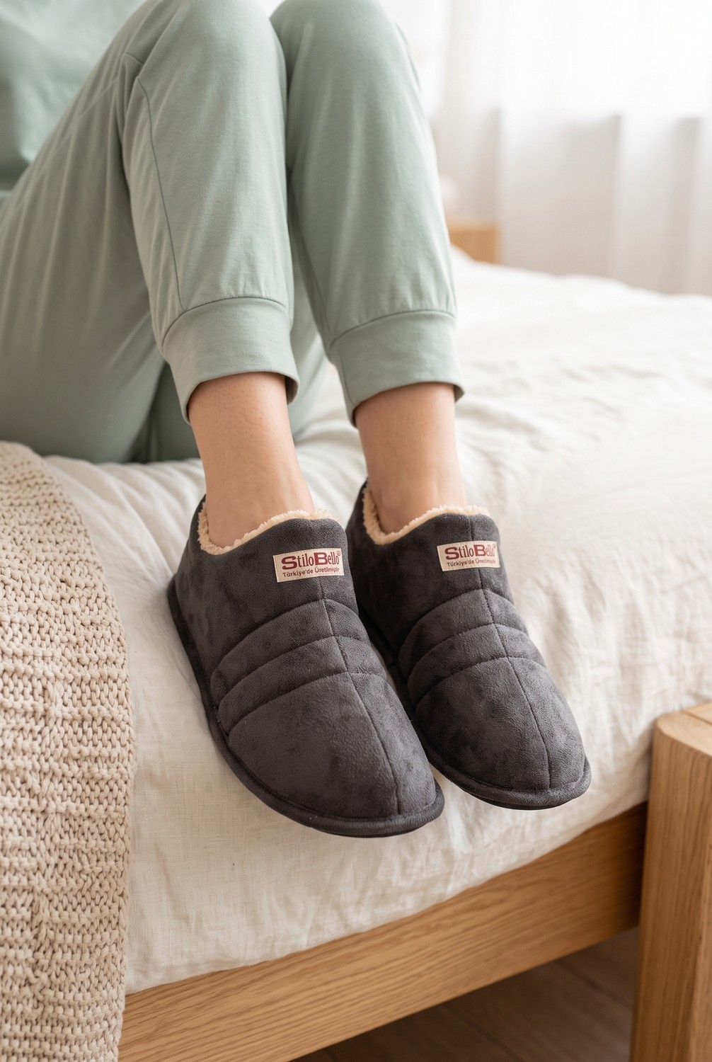 Nmoda Unisex Şık Kışlık Ev Terliği Içi Peluş Sıcak Tutan Kapalı Panduf Yumuşak Tabanlı Hafif Rahat Ev Botu görsel 2