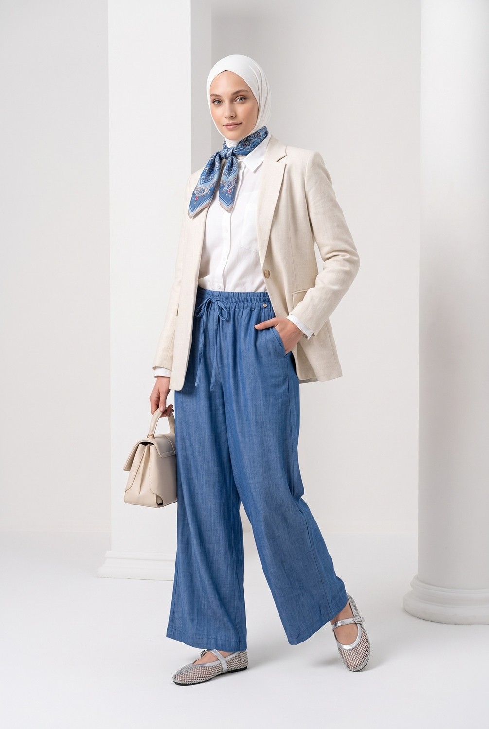 Armine Trend Doğal Kumaş Beli Lastikli Yandan Cepli Rahat Kalıp Bol Paça Pantolon Indigo 26YT208 görsel 3