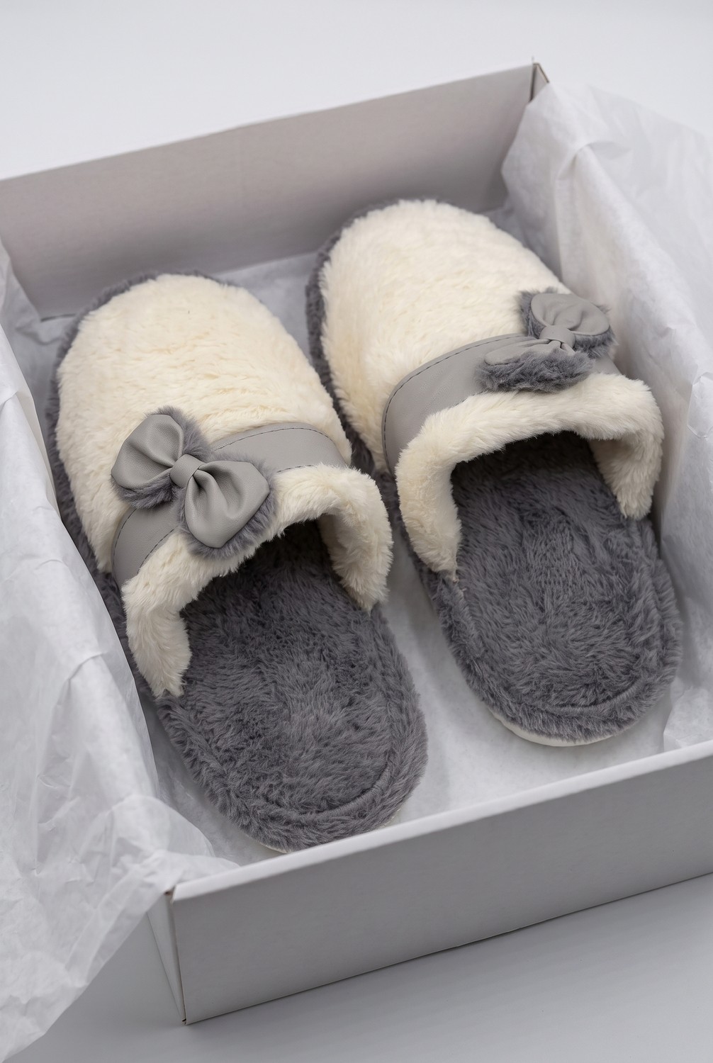 Nmoda Kadın Peluş Ev Terliği Kürklü Fiyonklu Yumuşak Tabanlı Sıcak Tutan Arkası Açık Kışlık Panduf Terlik