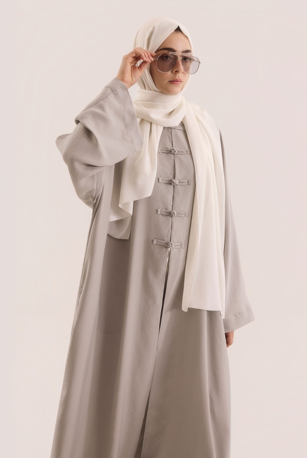 HE-QA Çin Düğmeli Abaya Gri görsel 2