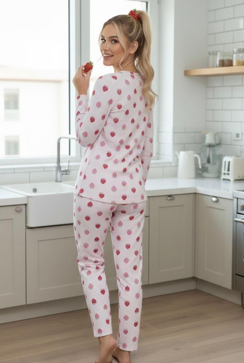 Siyah İnci Çilek Desenli Mevsimlik Ince Bisiklet Yaka Örme Pijama Takım 7979 görsel 3