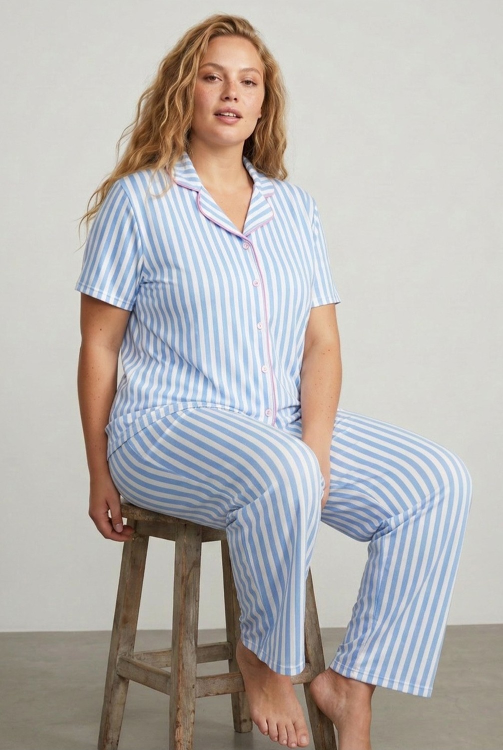 Siyah İnci Desenli Pamuklu Düğmeli Curve Büyük Beden Battal Pijama Takım