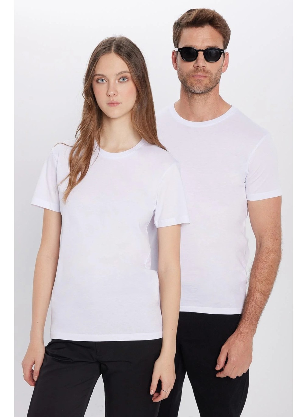 Tudors Unisex 5'li Paket Siyah-Beyaz-Taş-Kırmızı-Mavi Slim Fit Dar Kesim %100 Pamuk Bisiklet Yaka Tişört görsel 3