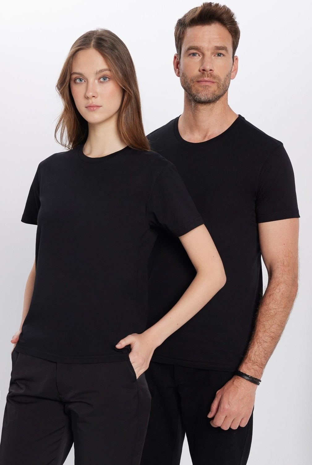 Tudors Unisex Slim Fit Dar Kesim %100 Pamuk Yumuşak Dokulu Siyah Bisiklet Yaka Tişört görsel 5