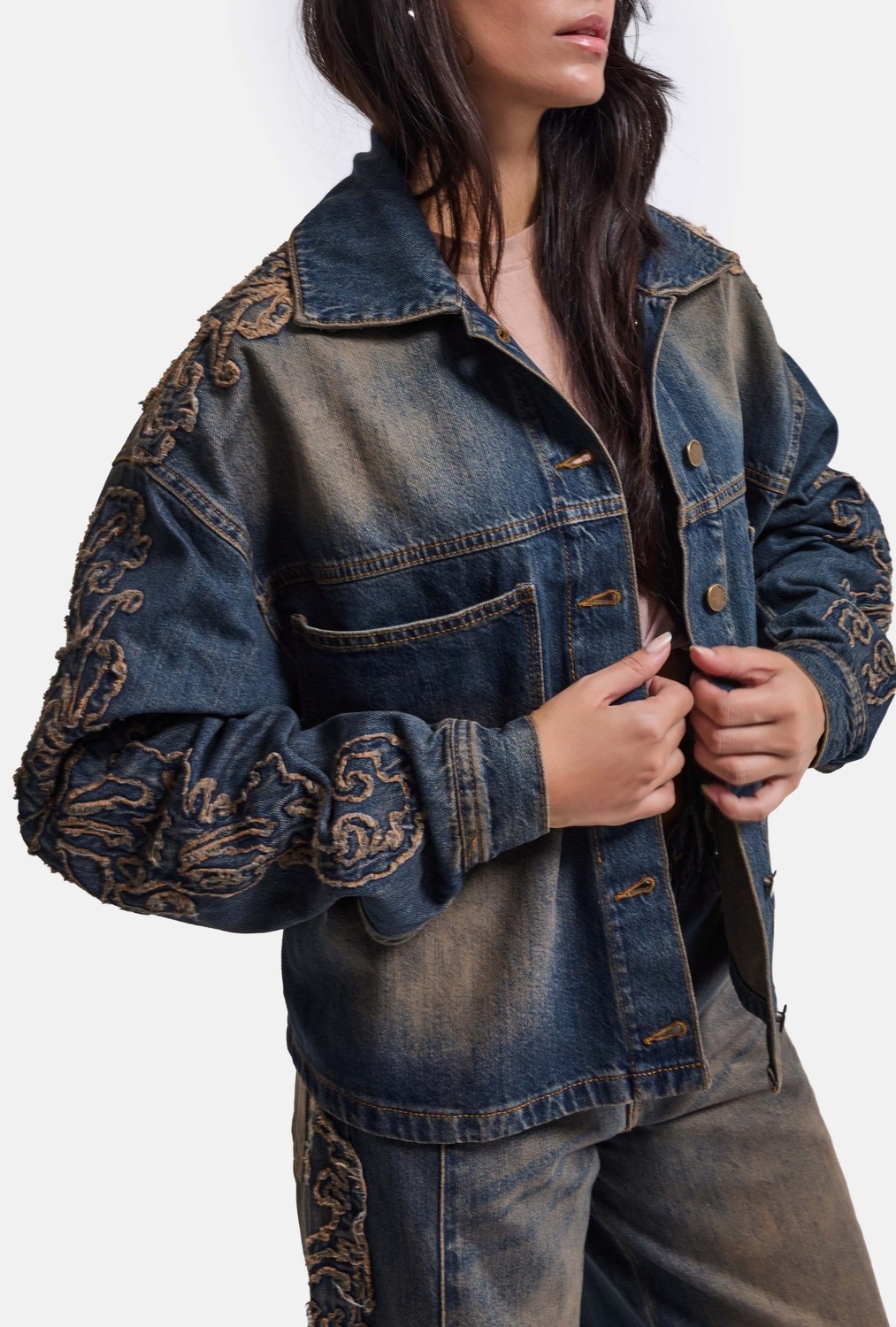 It's Basic Kadın Koyu Kot 4W6-32 Oversize Nakış Detaylı Tasarım Denim Ceket görsel 2