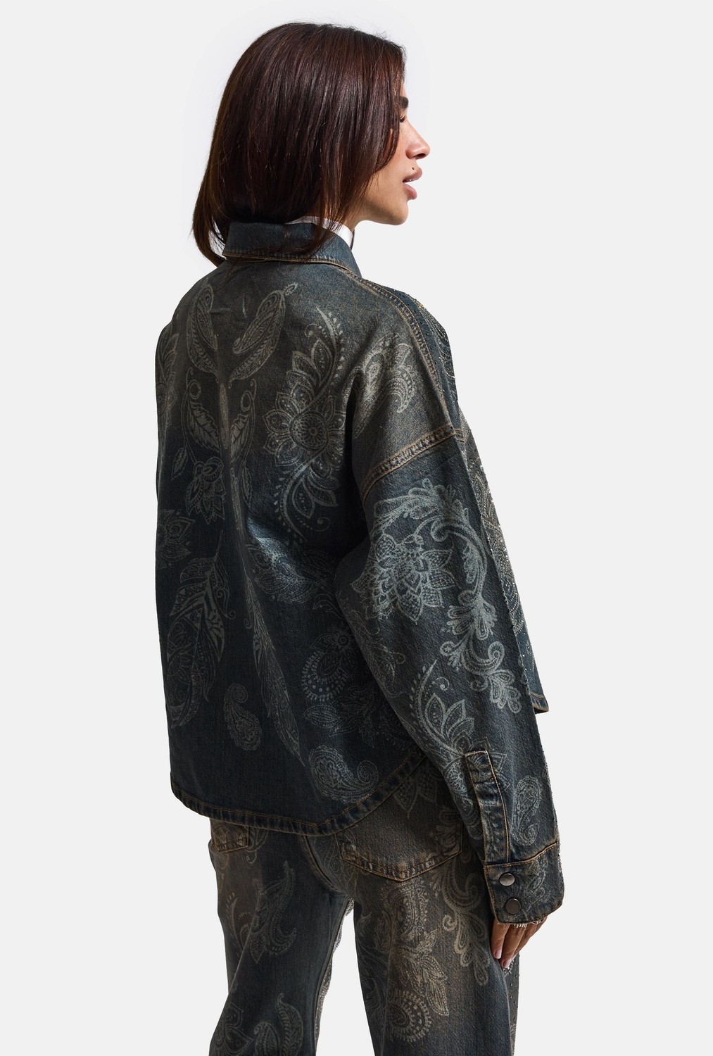 It's Basic Kadın Kot Rengi T-10W6-8 Oversize Parlak Taş ve Desen Özel Tasarım Denim Ceket görsel 2